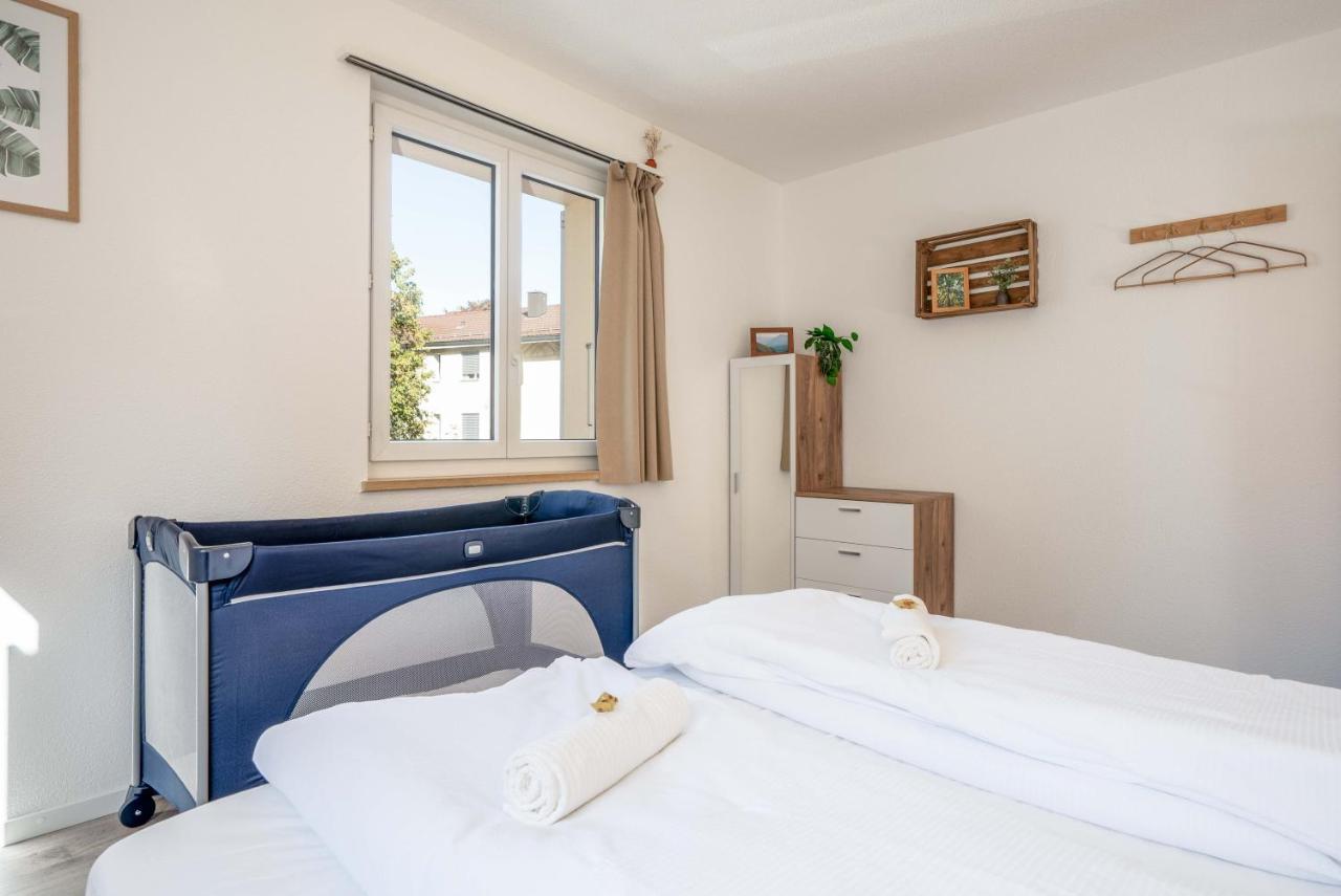 Moderne Wohnung Mit Parkplatz Ostermundigen Esterno foto