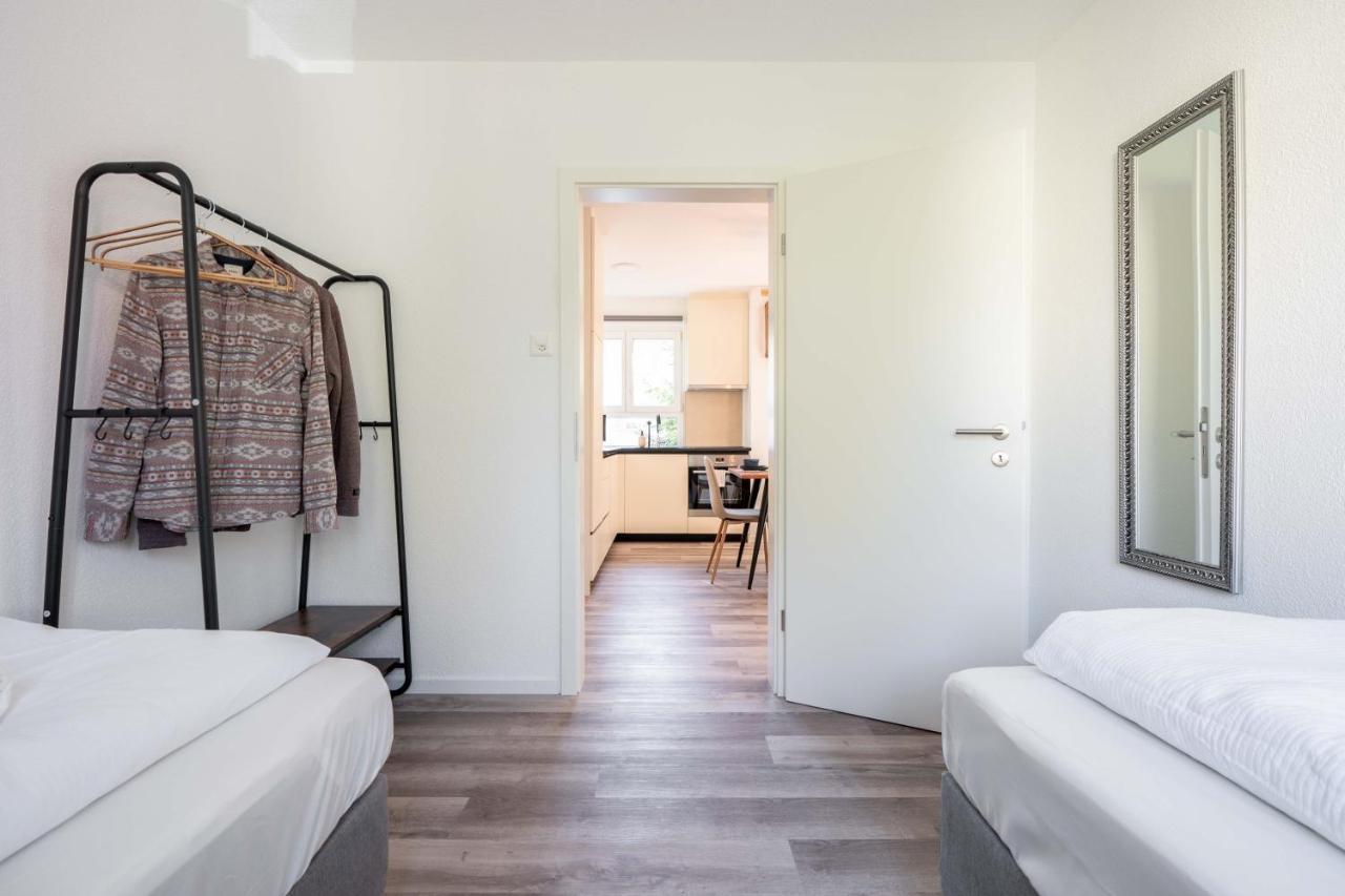 Moderne Wohnung Mit Parkplatz Ostermundigen Esterno foto